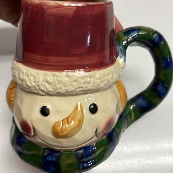 Snowman w/ Winter Details Pottery Coffee Tea Hot Chocolate Mug - Picture 4 of 16